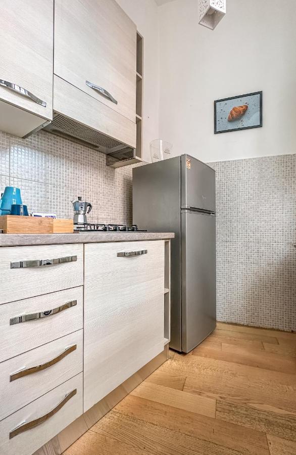 4 Giornate Apartment Napoli Esterno foto