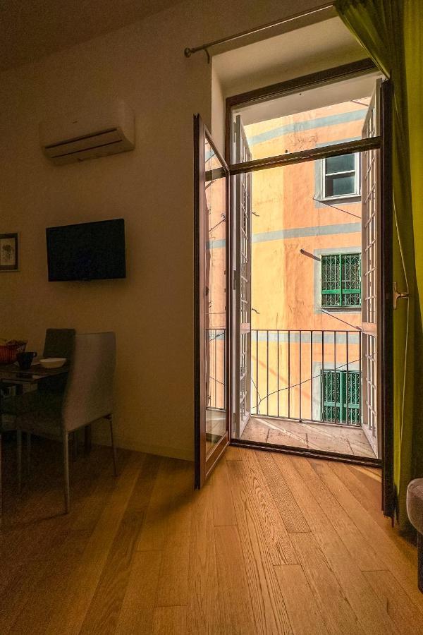4 Giornate Apartment Napoli Esterno foto